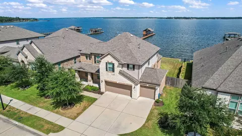 15526 Westward Lake Ln, Houston, TX 77044