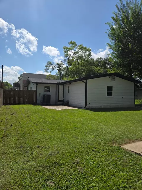 524 Dunnam Ave, Cleveland, TX 77327