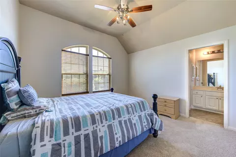 Bedroom - 13419 Breakwater Path Loop Loop, Houston, TX 77044 photo 2 of 3