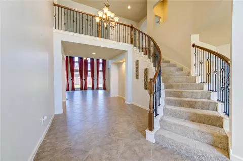 Entry Way - 13419 Breakwater Path Loop Loop, Houston, TX 77044 photo 3 of 5