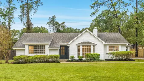 13107 Oak Plaza Dr, Cypress, TX 77429