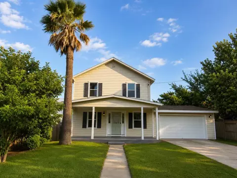 2308 Hollywood Ave, Galveston, TX 77551