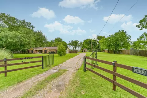 5403 Croix Rd, Manvel, TX 77578
