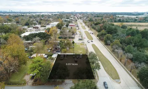 10155 Comanche Ln, Houston, TX 77041