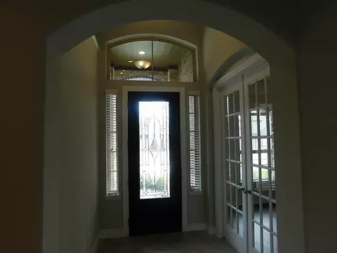 Entry Way - 25614 British Pine Ct, Katy, TX 77494 photo 2 of 4