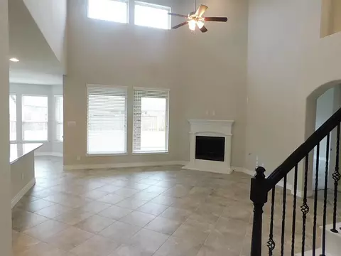 Living - 25614 British Pine Ct, Katy, TX 77494 photo 3 of 4
