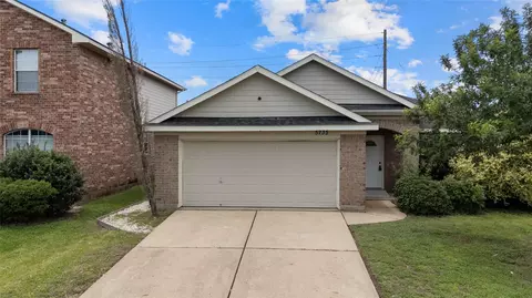 5735 Brookhollow Pine Trl, Houston, TX 77084