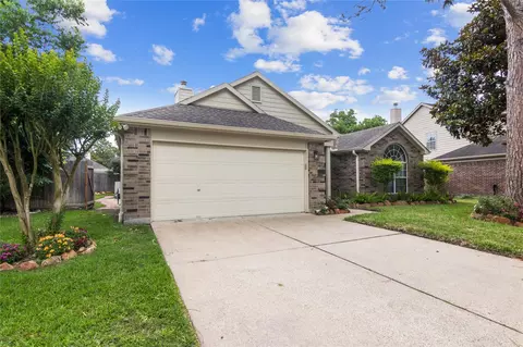 1306 Teal Glen Ct, Houston, TX 77062