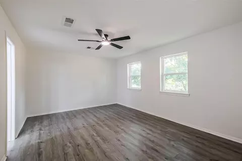 Bedroom - 4023 Laverock Rd, Spring, TX 77388 photo 3 of 9