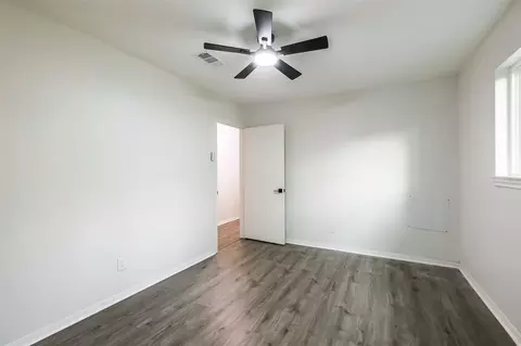 Bedroom - 4023 Laverock Rd, Spring, TX 77388 photo 6 of 9