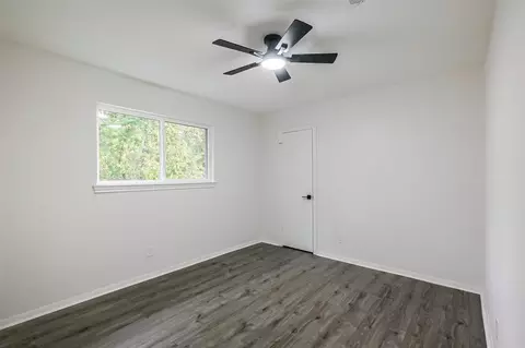 Bedroom - 4023 Laverock Rd, Spring, TX 77388 photo 5 of 9