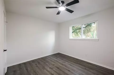 Bedroom - 4023 Laverock Rd, Spring, TX 77388 photo 7 of 9