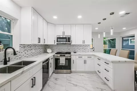 Kitchen - 4023 Laverock Rd, Spring, TX 77388 photo 3 of 5