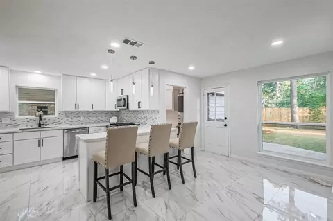 Kitchen - 4023 Laverock Rd, Spring, TX 77388 photo 1 of 5