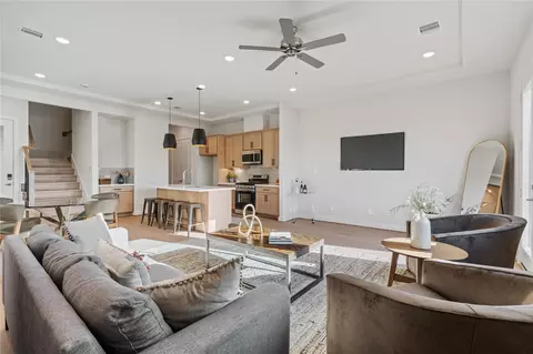 6505 Rena St, Houston, TX 77092