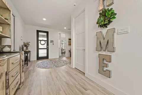 10009 Gray Jay Ct, Conroe, TX 77384