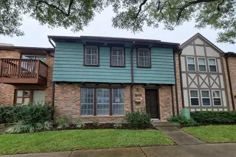 2336 Shadowdale Dr, Houston, TX 77043