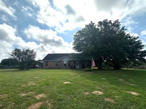 6220 Mill Creek Rd, Cat Spring, NM 87933