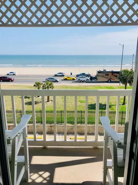 6300 Seawall Blvd #8303, Galveston, TX 77551