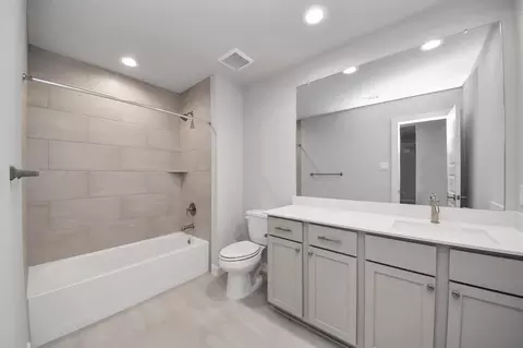 Bath - 3043 Native Spring Dr, Spring, TX 77373 photo 6 of 6