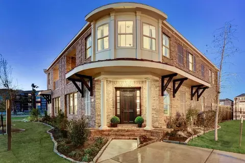 106 Stadium Dr, Sugar Land, TX 77498