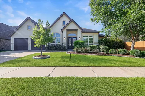 3920 Pinecrest Peak Dr, Spring, TX 77386