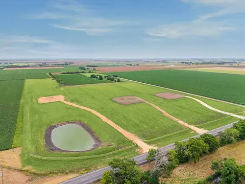 tbd 103 Fm 1952, Wallis, TX 77485