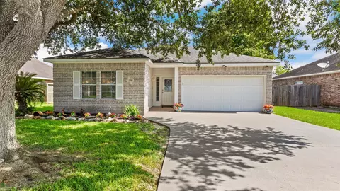 13318 Colton Ln, Santa Fe, TX 77510