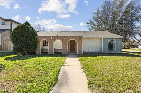6715 Rowell Ct, Missouri City, TX 77489