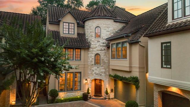 2814 Mid Ln, Houston, TX 77027