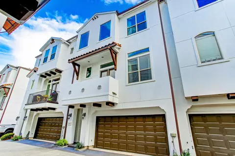4221 Feagan St, Houston, TX 77007