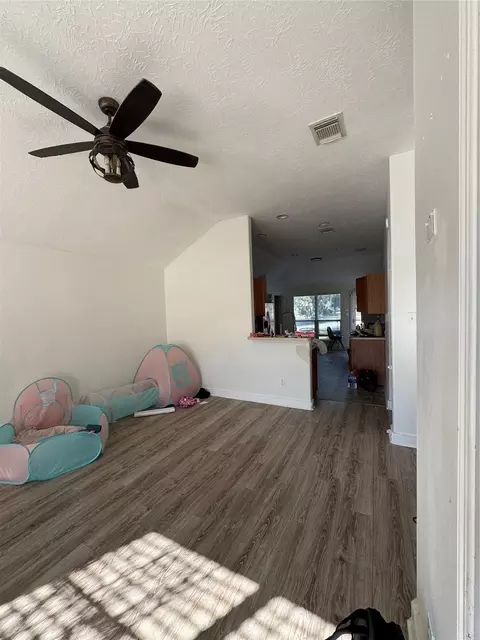 502 S Hyannis Port St, Crosby, TX 77532