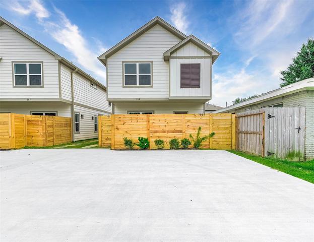 789 Fortune St #A-B, Houston, TX 77088