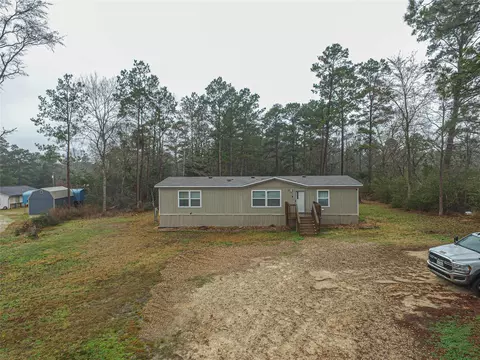 648 Beech Creek Rd, Livingston, TX 77351