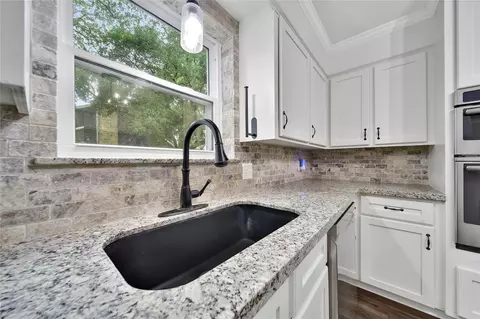 Kitchen - 6407 Craigway Rd, Spring, TX 77389 photo 2 of 3