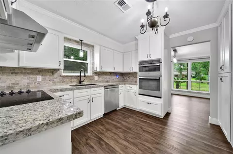 Kitchen - 6407 Craigway Rd, Spring, TX 77389 photo 3 of 3
