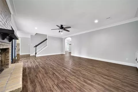 Living - 6407 Craigway Rd, Spring, TX 77389 photo 4 of 9