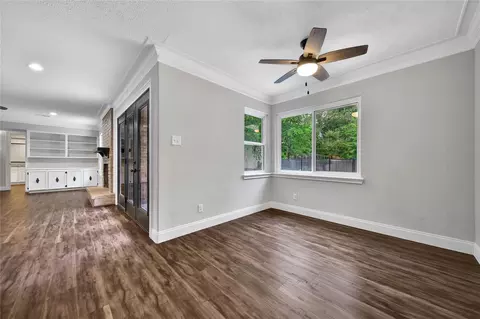 Living - 6407 Craigway Rd, Spring, TX 77389 photo 5 of 9