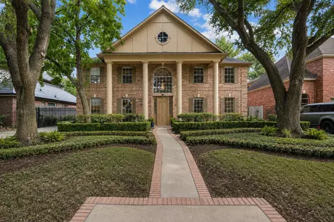 15 Hilshire Grove Ln, Houston, TX 77055
