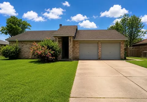 8410 Garden Parks Dr, Houston, TX 77075