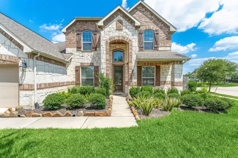 7002 Pearl Terrace Ln, Richmond, TX 77469