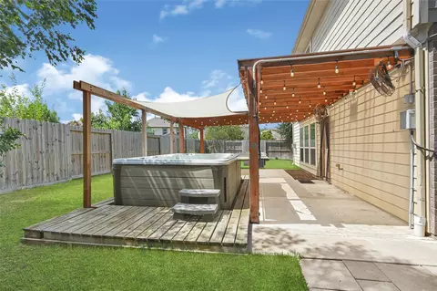Exterior - 29467 Iris Bloom Ct, Spring, TX 77386 photo 8 of 11