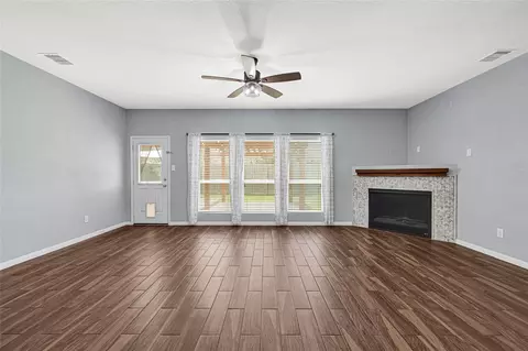 Living - 29467 Iris Bloom Ct, Spring, TX 77386 photo 2 of 5