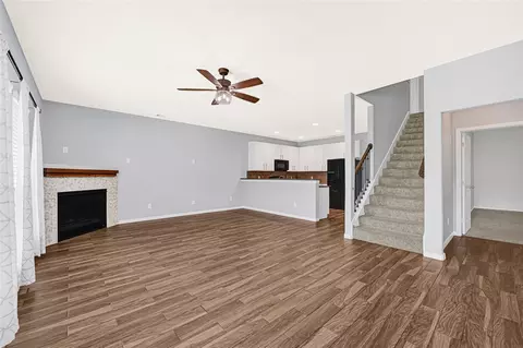 Living - 29467 Iris Bloom Ct, Spring, TX 77386 photo 3 of 5