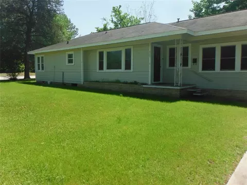 405 Cochran St, Conroe, TX 77301 photo 1