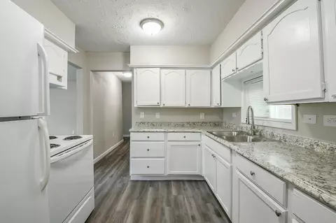 Kitchen - 319 Rustic Dr, Pasadena, TX 77502 photo 1 of 2