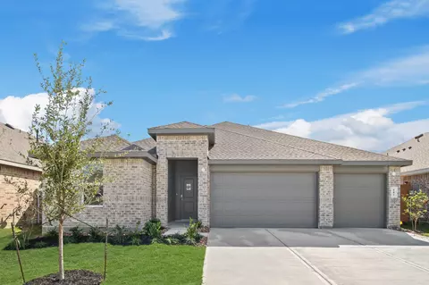 681 Canadian Trl, Dayton, TX 77535