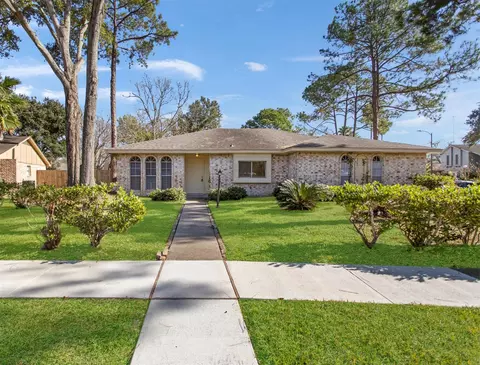2819 W Birchdale Dr, Missouri City, TX 77489