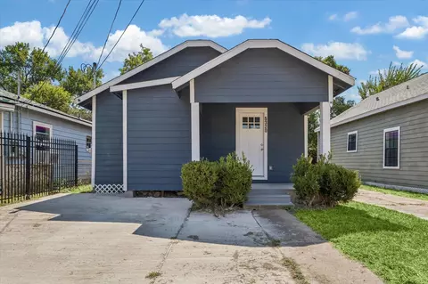 5320 Bell St, Houston, TX 77023