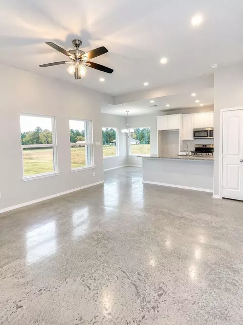 Living - 6 Greenway Dr, Trinity, TX 75862 photo 1 of 1